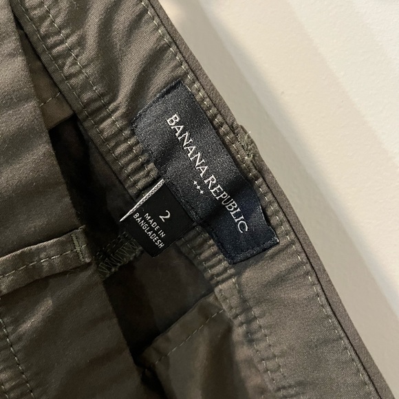 Banana republic high waisted shorts - Picture 3 of 4